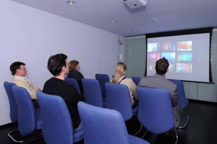 Palestra para eletricistas, instaladores e outros profissionais do setor elétrico