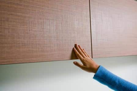 Aventos Tactus: sistema eletrônico de elevação de portas