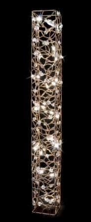 Iluminação indireta com luminárias de chão