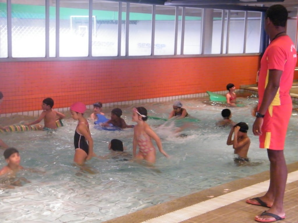 Piscinas para crianças, cuidados e modelos